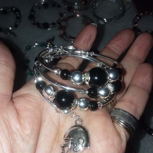 Memory wire bracelet - Picture 9 of 10